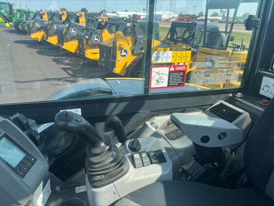 2023 John Deere 50G - Image 7