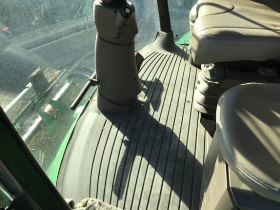 2020 John Deere S790 - Image 17
