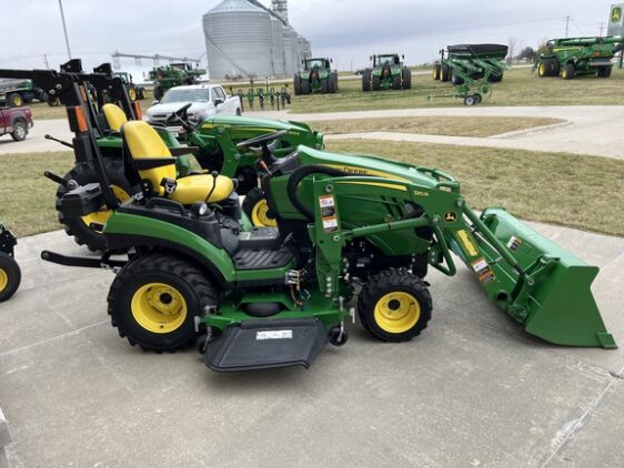 2018 John Deere 1025R - Image 3
