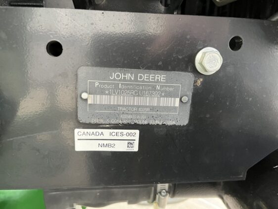 2018 John Deere 1025R - Image 11