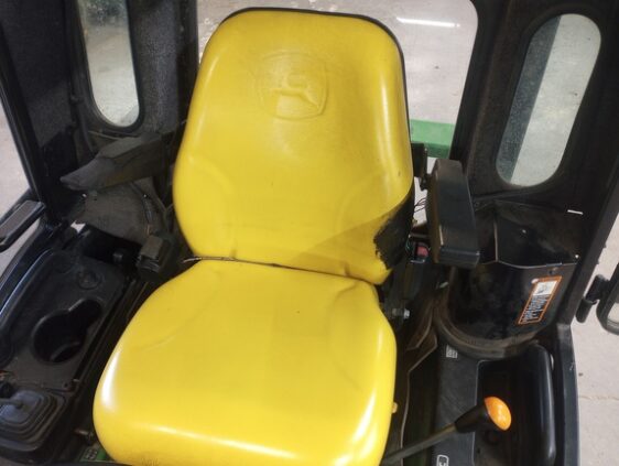 2015 John Deere 1025R - Image 18
