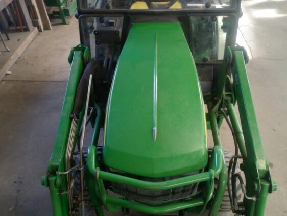 2015 John Deere 1025R - Image 12