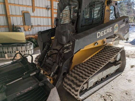 2018 John Deere 333G