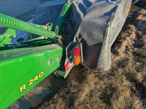 2023 John Deere R240 - Image 3