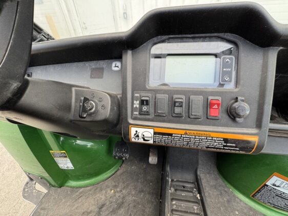 2013 John Deere XUV 825i - Image 22
