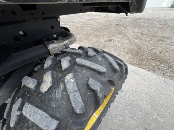 2013 John Deere XUV 825i - Image 28