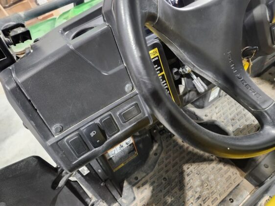 2019 John Deere XUV 835M - Image 10
