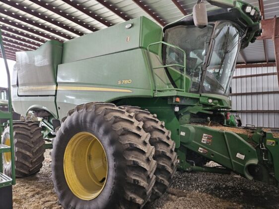 2023 John Deere S780