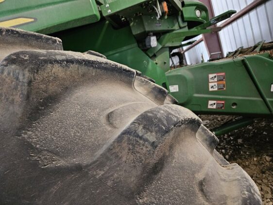 2023 John Deere S780 - Image 16