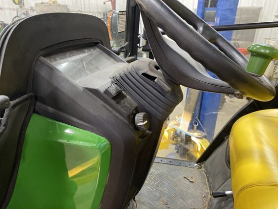 2020 John Deere 1025R - Image 5