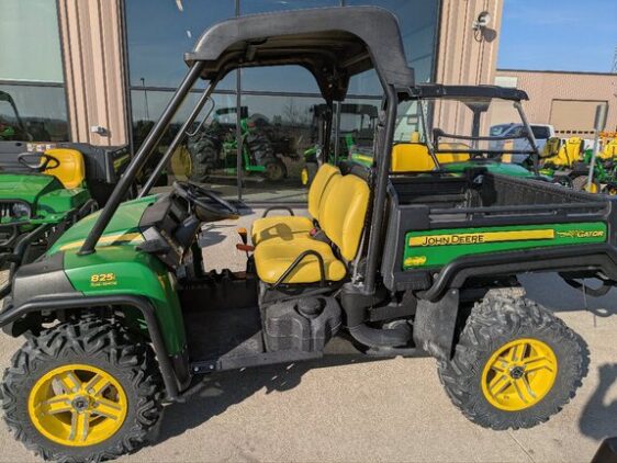 2015 John Deere XUV 825i Power Steering