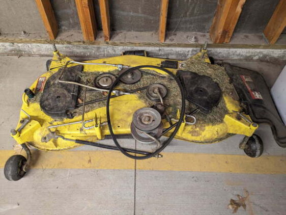 2011 John Deere X540 - Image 12