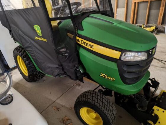 2011 John Deere X540