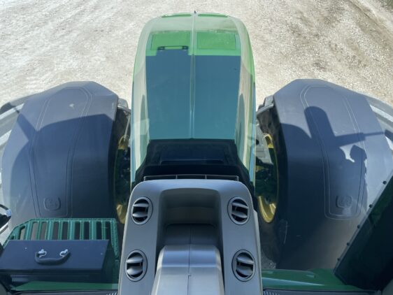 2023 John Deere 8R 370 - Image 15