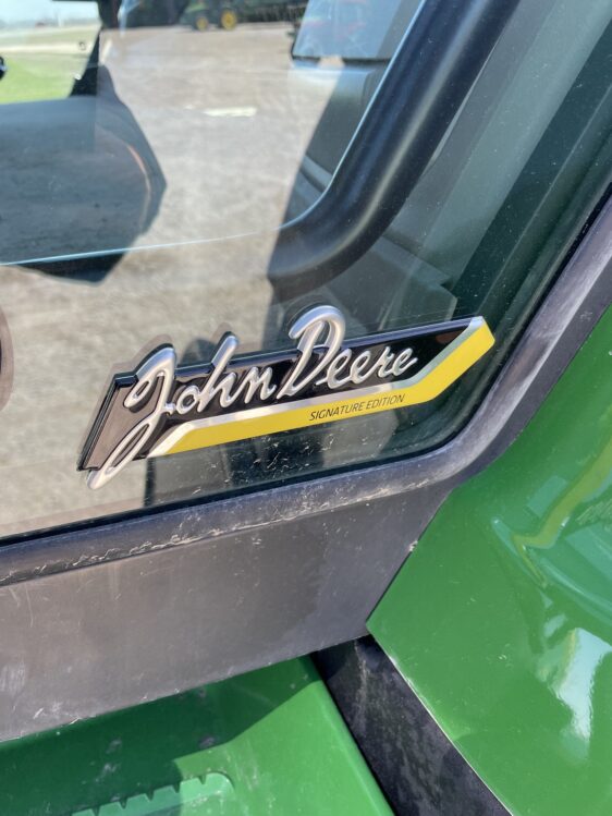 2023 John Deere 8R 370 - Image 17