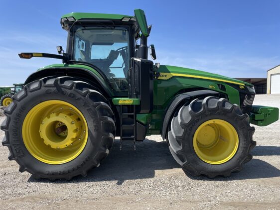 2023 John Deere 8R 370 - Image 5