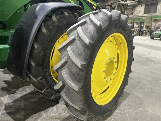 2023 John Deere 8R 370 - Image 14