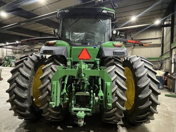 2023 John Deere 8R 370 - Image 7