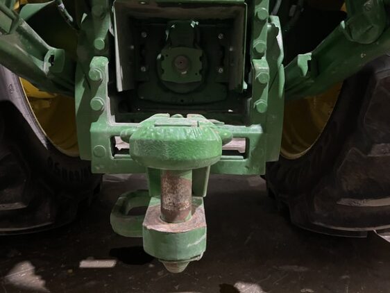 2023 John Deere 8R 370 - Image 18