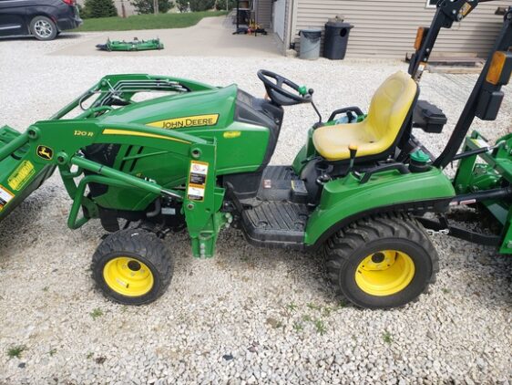 2019 John Deere 1023E - Image 8