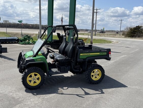2013 John Deere XUV 825i - Image 4
