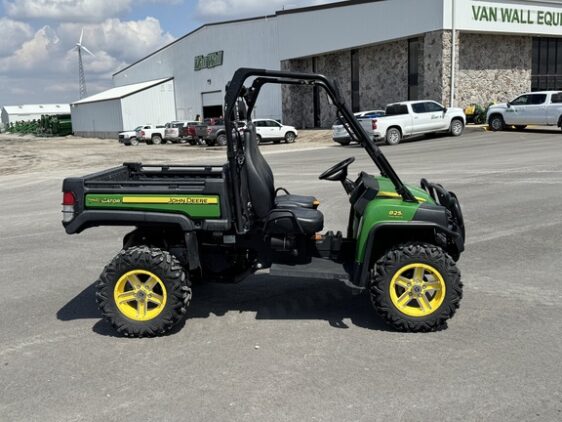 2013 John Deere XUV 825i - Image 3