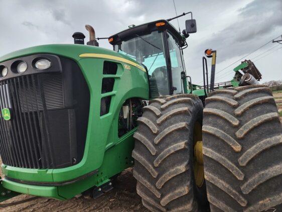 2009 John Deere 9530 - Image 25