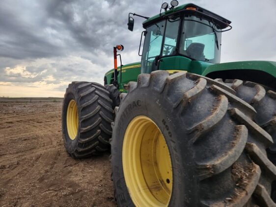 2009 John Deere 9530 - Image 34