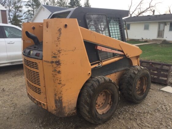 2002 Case 60XT - Image 3