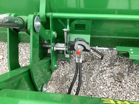 2022 John Deere 620R - Image 6