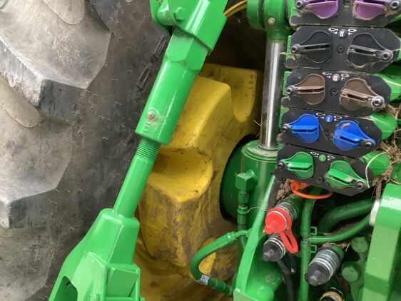 2024 John Deere 8R 410 - Image 15