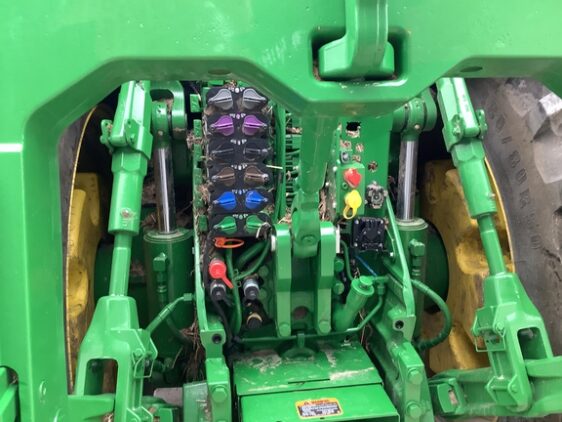 2024 John Deere 8R 410 - Image 16