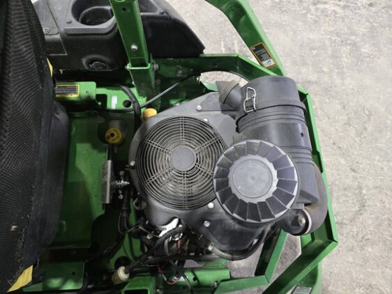 2020 John Deere Z740R - Image 10
