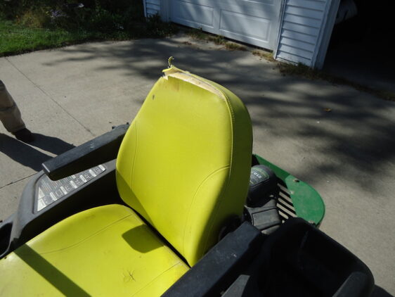 2012 John Deere Z655 - Image 7