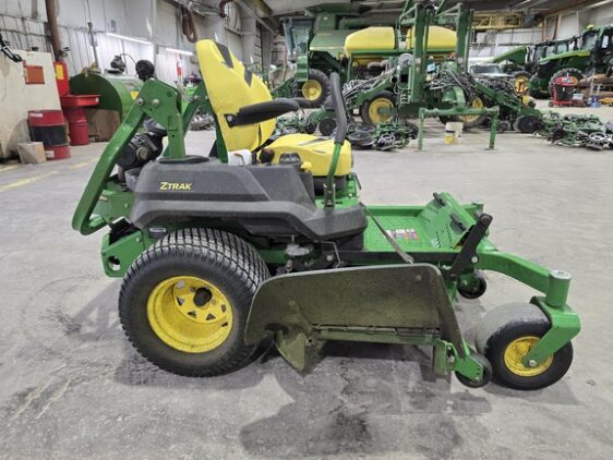 2020 John Deere Z740R - Image 6