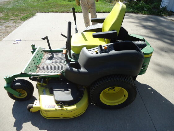 2012 John Deere Z655 - Image 3