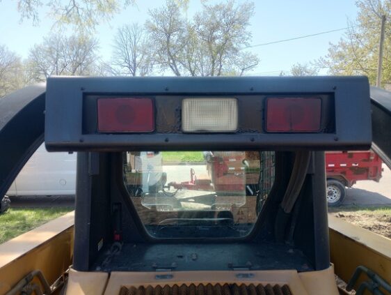 2002 John Deere 260 - Image 11