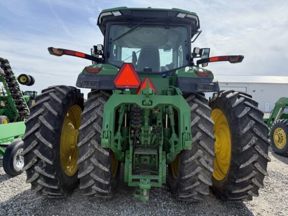 2023 John Deere 8R 370 - Image 5