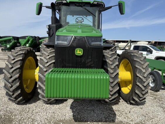 2023 John Deere 8R 370 - Image 10