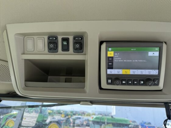2023 John Deere 8R 370 - Image 27