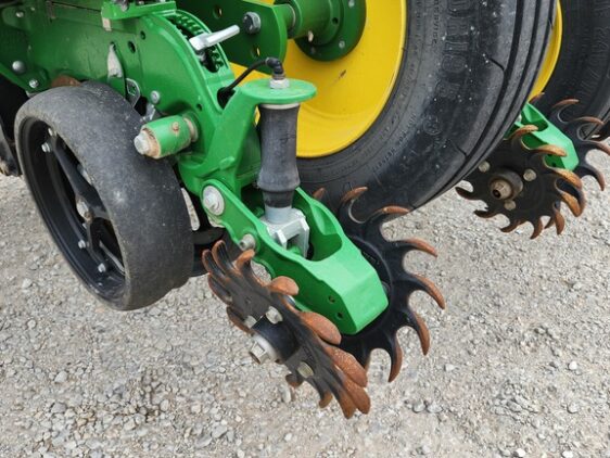 2023 John Deere 1775NT - Image 13