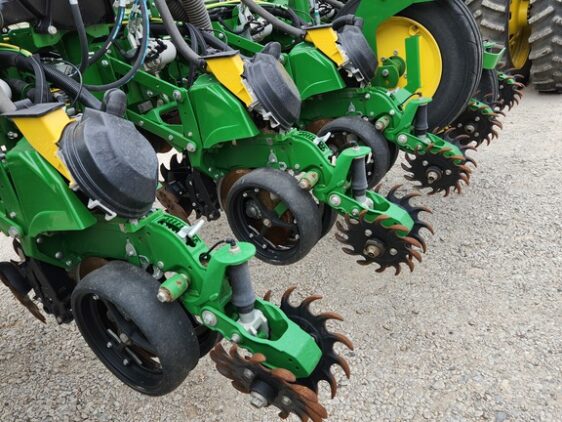 2023 John Deere 1775NT - Image 23
