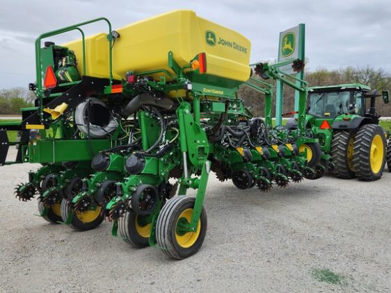 2023 John Deere 1775NT - Image 2