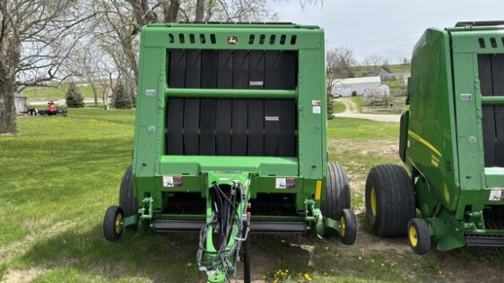 2022 John Deere 560R - Image 2