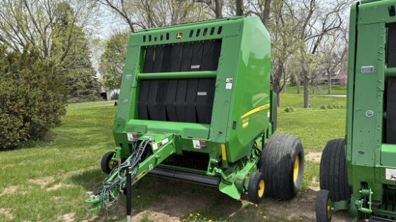 2022 John Deere 560R