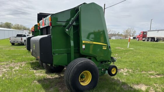 2022 John Deere 560R - Image 5