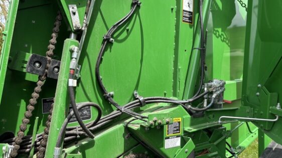 2022 John Deere 560R - Image 16