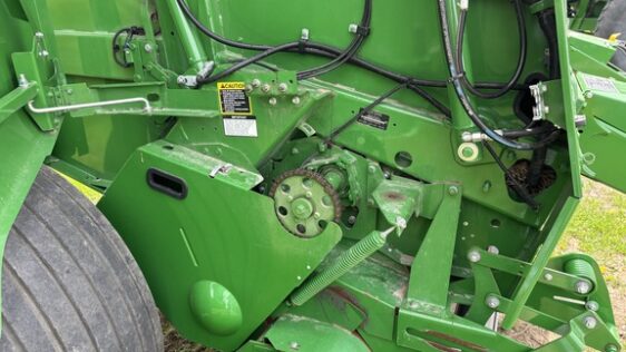 2022 John Deere 560R - Image 18