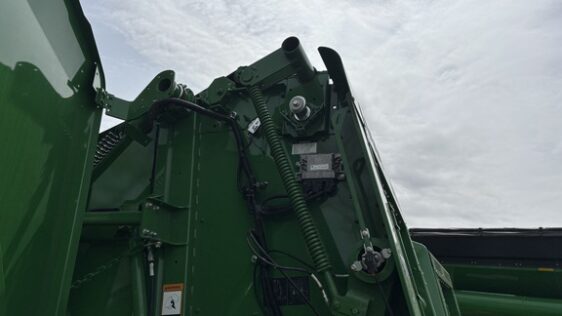 2022 John Deere 560R - Image 19