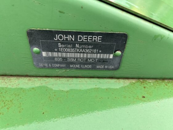 2010 John Deere 835 - Image 16